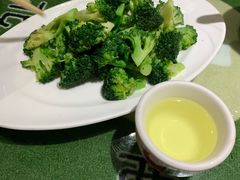 -粤港湾砂锅粥·宵夜(宝龙店)