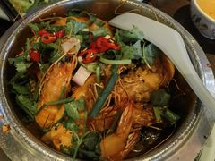 -大头虾越式风味餐厅(光明广场店)