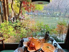 -绿茶餐厅(龙井船宴· 品牌总店)