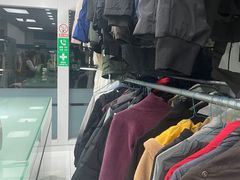 -福奈特洗衣·洗鞋·奢侈品护理(宝山一二八纪念路店)