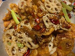 干锅牛蛙-川流不息(北蔡休闲广场店)