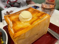 -港丽餐厅(高德置地店)