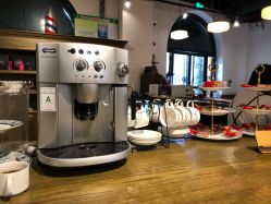 -TWOFACE 双面理发馆