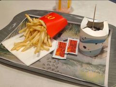 -麦当劳(呼市新华东街店)