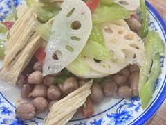-清真老铁家灌汤包