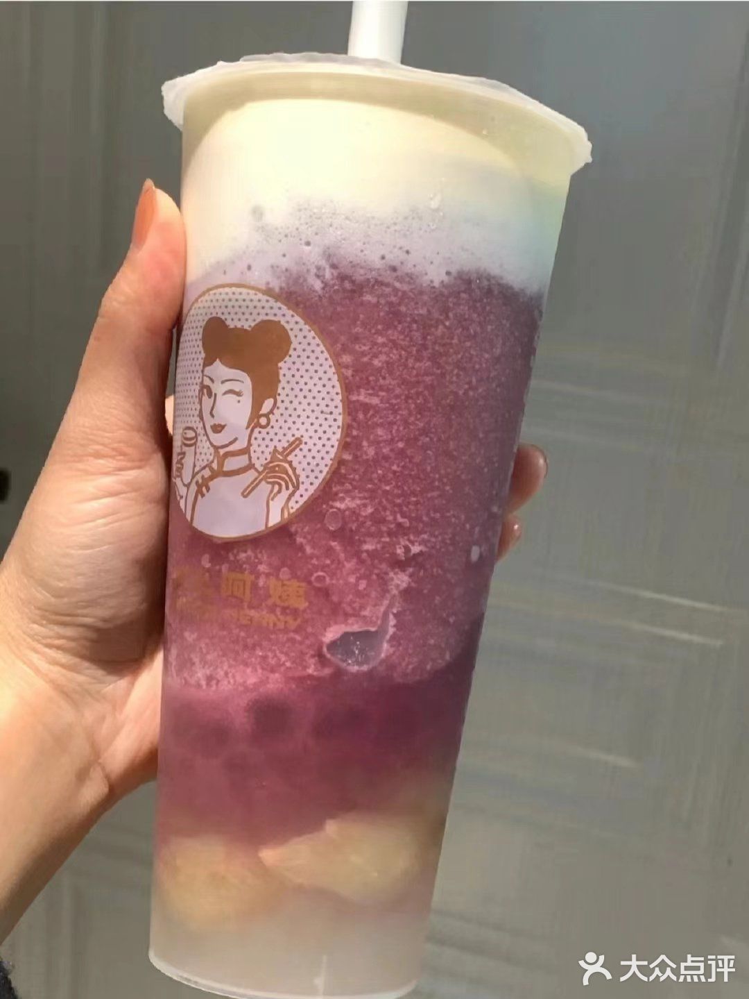 永远不会踩雷的奶茶店之一，它的芝士葡萄奶盖非常好喝