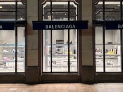 -BALENCIAGA(比斯特苏州购物村店)