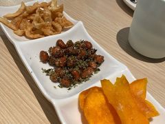 -精悦蓉(松江万达广场店)