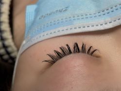 -ManiQ 美甲美睫專門店