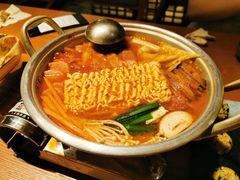 泡菜肥牛部队锅-春熙台韩国料理·章鱼肥牛(西丽店)