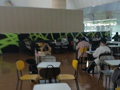 -麦当劳(鄂尔多斯机场店)