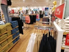 -优衣库(东莞汇一城店)