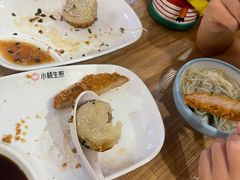-小杨生煎(金山百联购物中心3楼店)