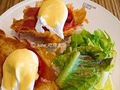 班尼克蛋-Common Table · Brunch & Coffee
