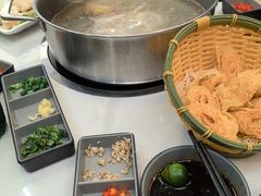 -喃喃椰·糟粕醋·椰子鸡火锅(七堡花园店)