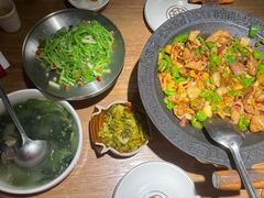 -聚鑫朋酸菜肥肠(文艺路口店)