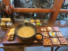 -银米·云南传统过桥米线(双廊黑金冠店)