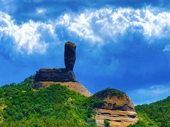 -磬锤峰森林公园