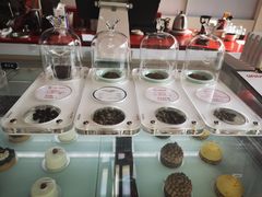 -UNI UNI(环亚凯瑟琳店)