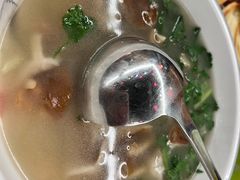 -蔼若春.传承三十年云南菜(金碧公园店)