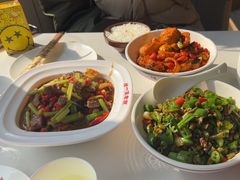 -独一佳老胡湘菜馆(矿山路店)