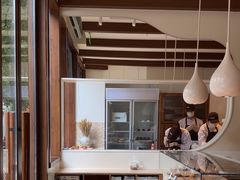 -VERIE BAKEHOUSE