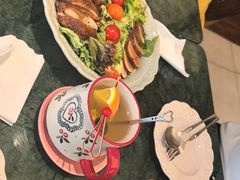 -秘密旅行Bonjour(黑金冠 江南西店)