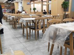 大堂-江城燕子大排档(江汉路步行街店)