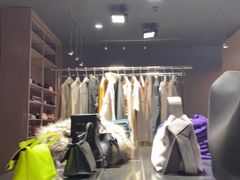 -Acne Studios(芮欧百货店)