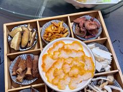 -野菌皇海景野生菌火锅(滨海大道店)