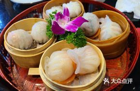 Bamboo Basket Grand Four Happiness