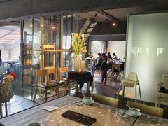 -穹六人间 people 6(岳阳路店)