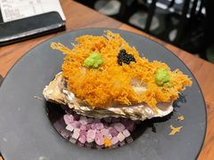 盐烤香酥生蚝配鱼子酱-星叶·东南亚料理(宁波万象汇店)