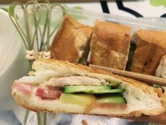 -越弥越南传统美食馆
