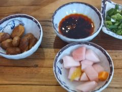 -毛辣果·贵州红酸汤牛肉火锅(西单店)