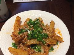 -成都你六姐·牛肉冒菜(城市集市合生汇店)