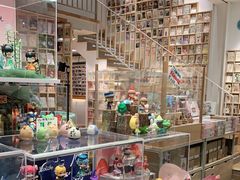 -猫的天空之城概念书店(苏州平江店)