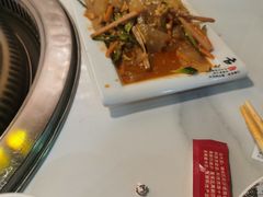 -哈尔滨烧烤·山河村铁锅炖(交大店)
