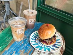 手撕猪肉汉堡-RAC BAR(安福路店)