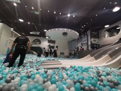 -MINI MARS KIDS CLUB亲子家庭中心(长宁天山店)