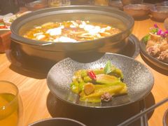 -一朵菌·野生菌探索家火锅(南亚店)