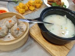 -新东源国际酒店·新东源食坊(沙井店)