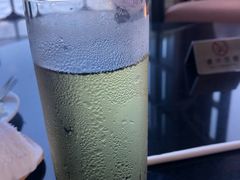 -亚龙湾喜来登·美景台大堂吧