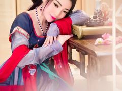 -九月鹰飞汉服摄影工作室