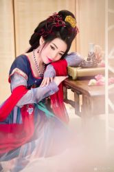 -九月鹰飞汉服摄影工作室