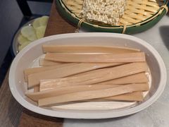 -尚尚仙·酸汤猪手·猪肚鸡火锅(华联万柳购物中心店)