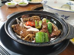 洋葱牛仔骨-晶莹品鲜.顺德鱼生.特色桑拿菜