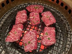-山川小町·极番烧肉(新地假日广场店)