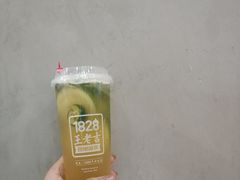 -1828王老吉·草本新茶(珠江新城地铁站店)