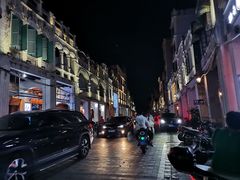 -海口骑楼小吃街